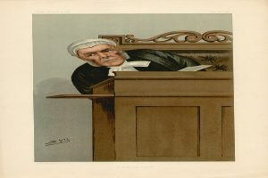 Alter Mann in schwarzem Gewand und weißer Kappe sitzend an einem hölzernen Podium, liest aus einem Buch mit dem Titel "Ein Richter."