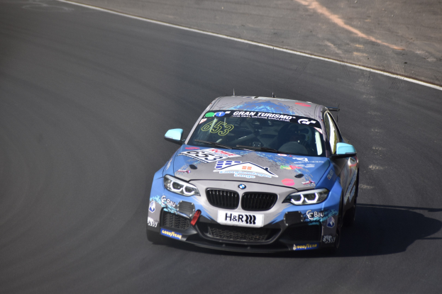 BMW M2 CS Racing feiert Debüt mit bis zu 365 PS, Rennsport-Software und €95.000 Preis