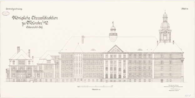 Detailgenaues Blueprint-Zeichnung des Schlosshof-Gebäudes in München, Deutschland, mit markantem Uhrturm, Fenstern, Türen und architektonischen Elementen sowie begleitendem historischen Text.