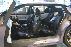 Raumgreifend, Kurvig, 3D, menschenzentriert, nachhaltige Ergo-Ästhetik für Audi Q6 e-tron