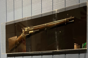 Auktion 104 vom 28. April bis 9. Mai, 2025: Zahlreiche Highlights aus historischen und modernen Sammlerschusswaffen bei Hermann Historica